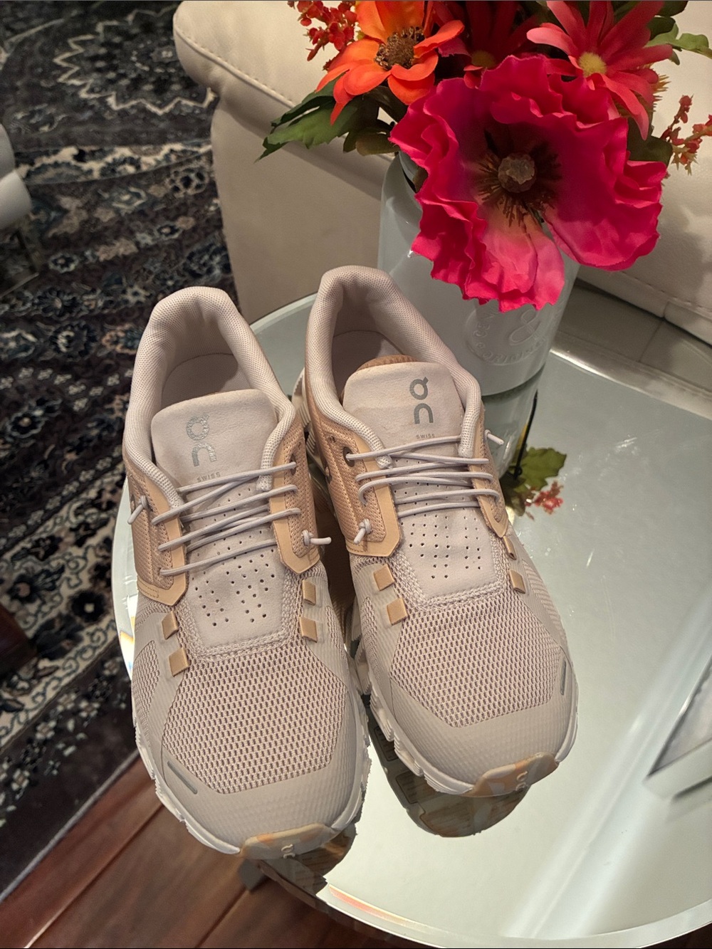On Cloud 5 Sneakers 7.5